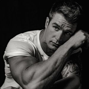 Meet your Posher, Aaron